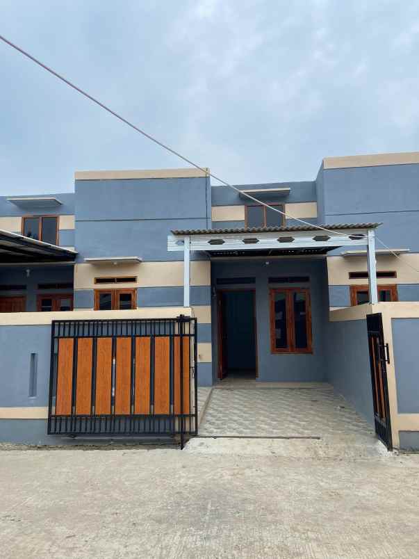 hunian mewah selangkah ke stasiun