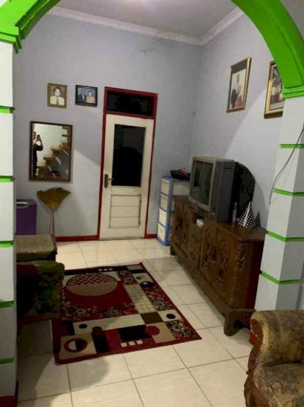 jual 12 toko plus rumah 1 5 lt katapang bandung