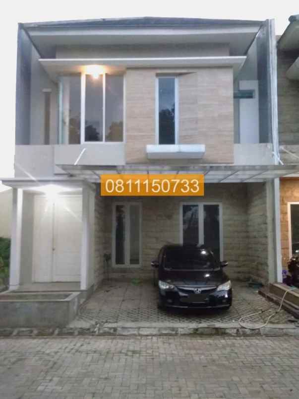 jual rumah 3 kamar makasar jakarta timur f00e2d