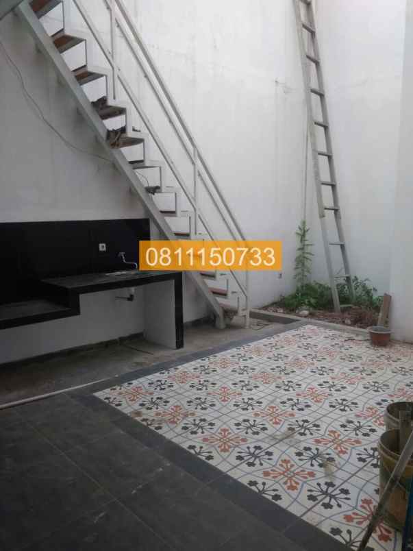 jual rumah 3 kamar makasar jakarta timur f00e2d