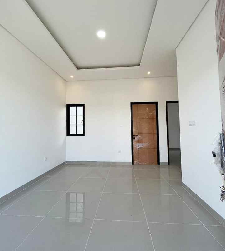 jual rumah baru di beverly lake parung panjang bogor