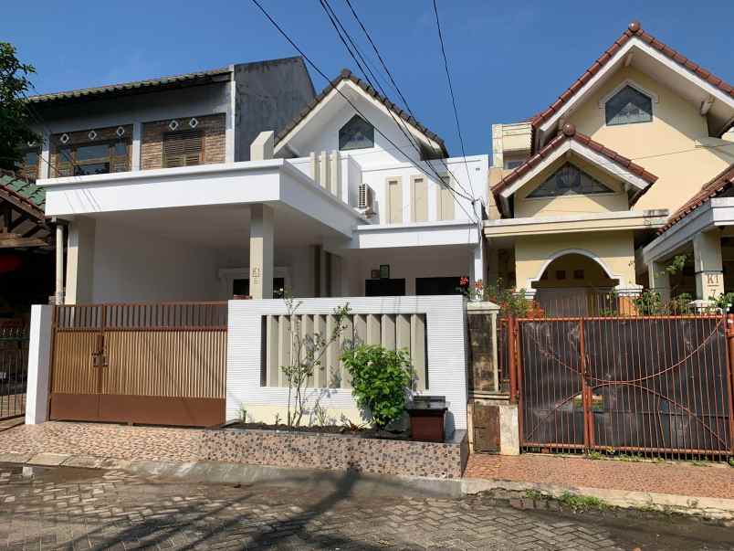 jual rumah di villa bintaro regency