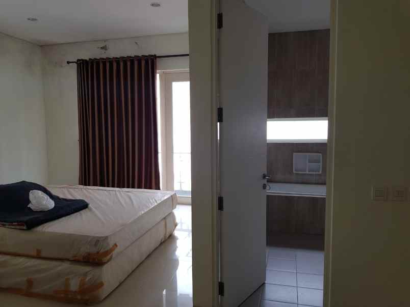 jual rumah sentul city 2 lantai