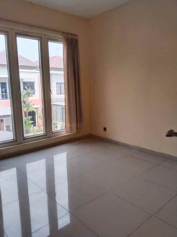jual sewa rumah prambanan surabaya barat