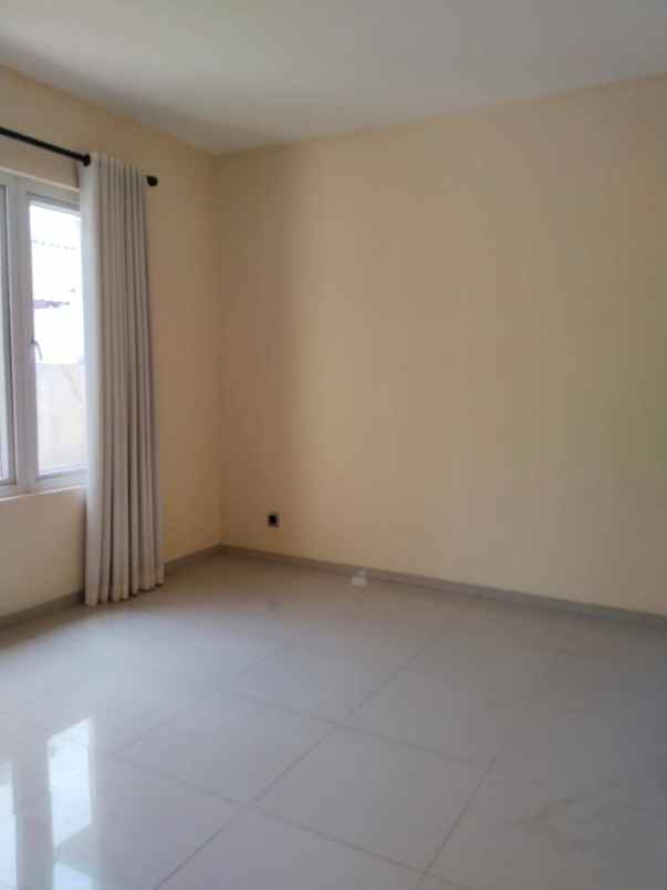 jual sewa rumah prambanan surabaya barat