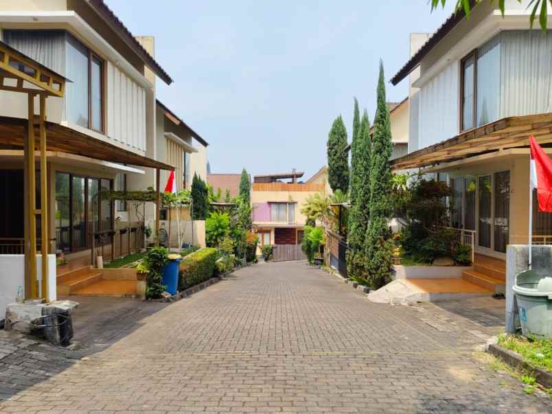 kavling townhouse gegerkalong setiabudi bandung