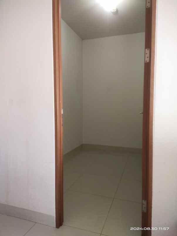 oak tower jual unit apartemen