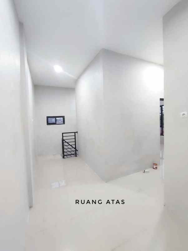 royal bamboe residence rumah 2 lantai di karawang