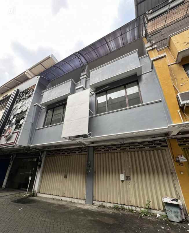 ruko gandeng 3 lantai komersial area klampis surabaya