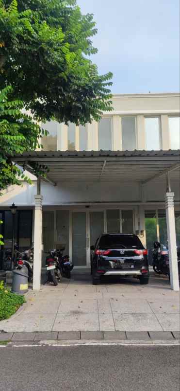 ruko pakuwon city bizhome strategis parkir luas