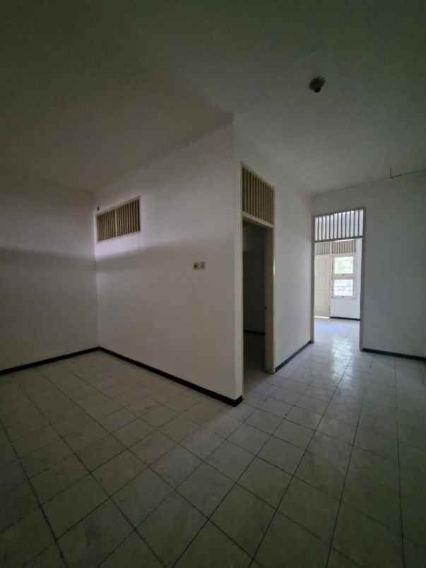 ruko raya mulyosari boleh untuk rumah makan code dnd