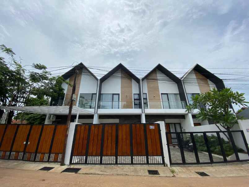 rumah 2 lantai cimanggis depok 850 jt