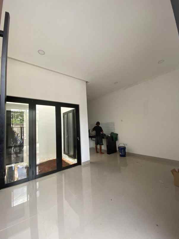 rumah 2 lantai cimanggis depok 850 jt