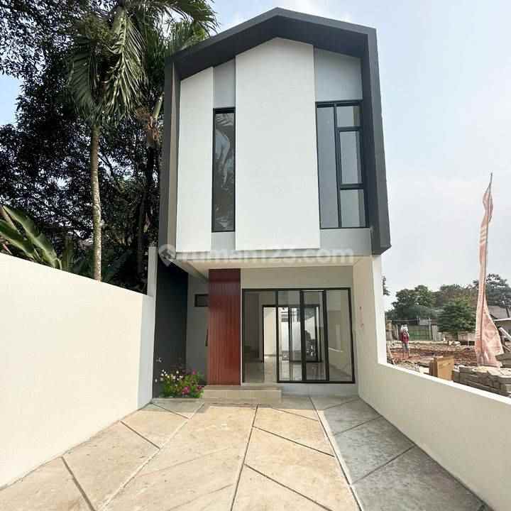 rumah 2 lantai di pinggiran selatan jakarta