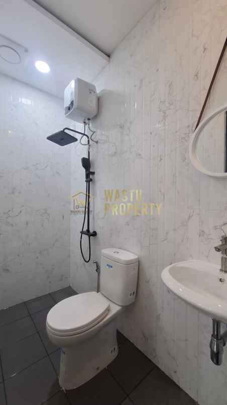 rumah 2 lantai full furnished di purwomartani kalasan