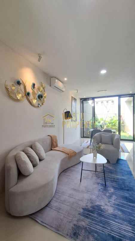 rumah 2 lantai full furnished di purwomartani kalasan