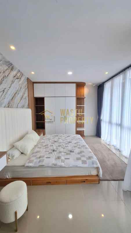 rumah 2 lantai full furnished di purwomartani kalasan