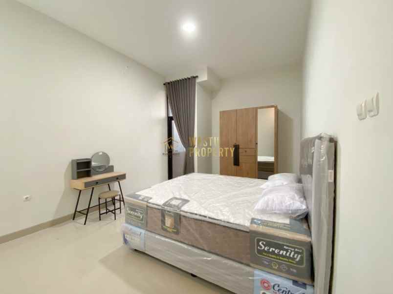 rumah 2 lantai siap huni dekat jalan kaliurang km 7