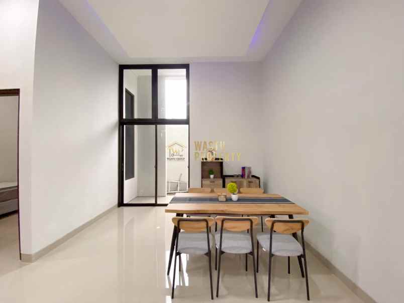 rumah 2 lantai siap huni dekat jalan kaliurang km 7