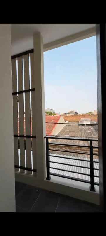 rumah baru 2 lantai di cengkareng kalideres jkt barat