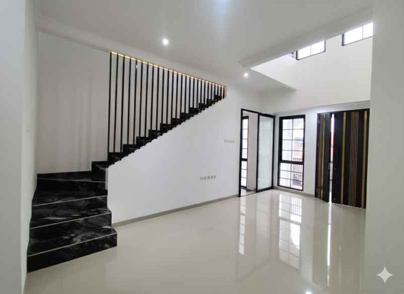 rumah baru 3 lantai rawa belong jakbar rp 2 985 m