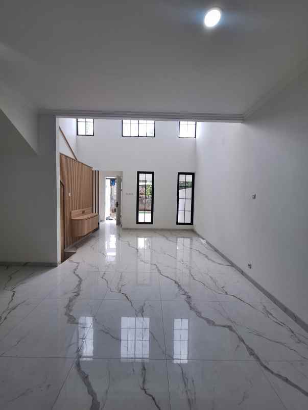 rumah baru siap huni di cempaka putih jakpus