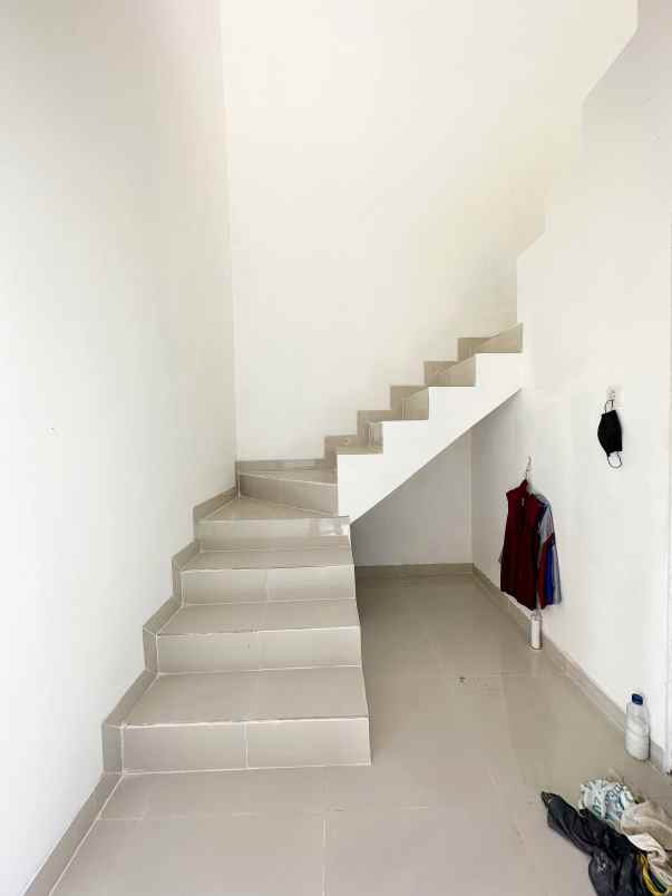 rumah baru strategis di jatiasih bekasi