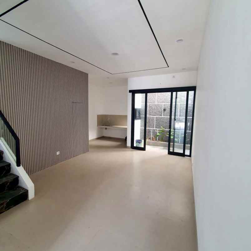 rumah baruk utara dekat merr galaxy mall superindo