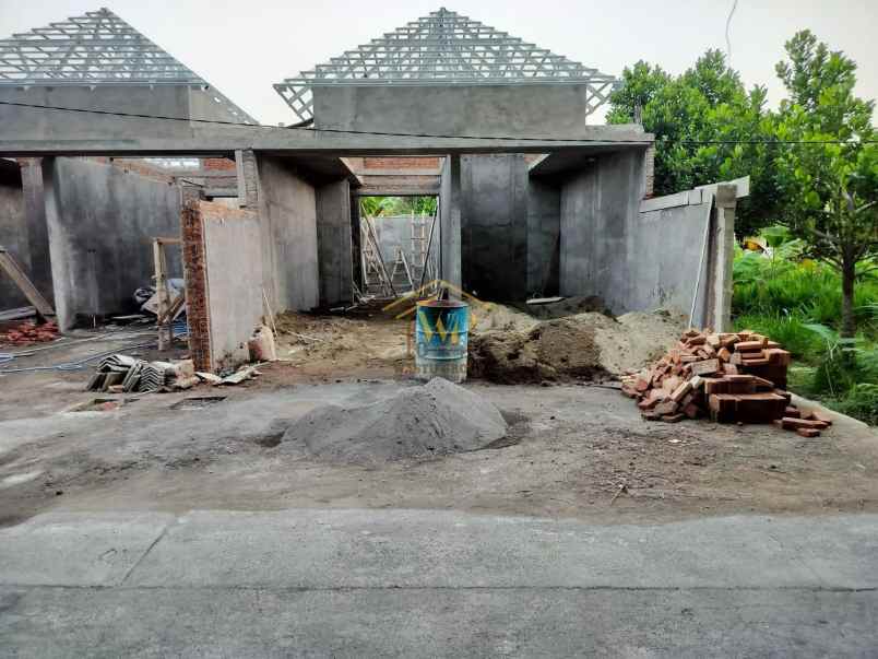 rumah bawah 500 juta 6 menit ke rsud prambanan sleman