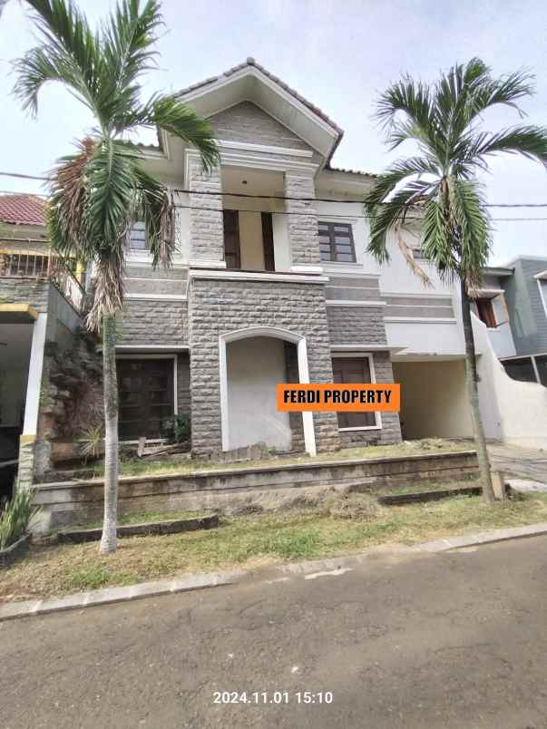 rumah cantik 2 lantai perumahan citra gran cibubur