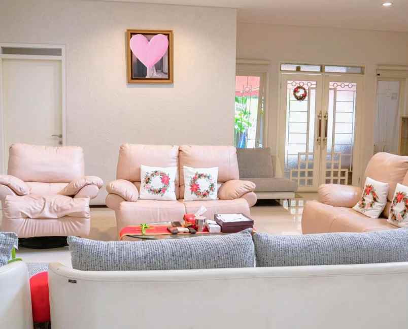 rumah cantik fresh megah di duren sawitt negoooo