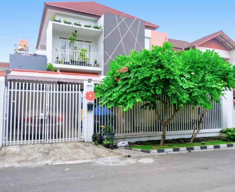 rumah cantik fresh megah di duren sawitt negoooo