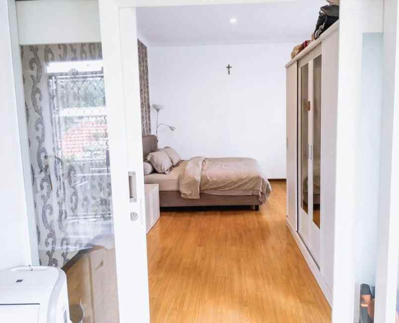 rumah cantik fresh megah di duren sawitt negoooo