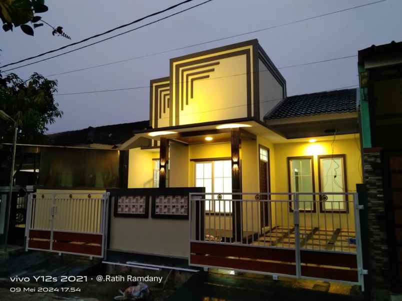 rumah cantik siap huni full renovasi