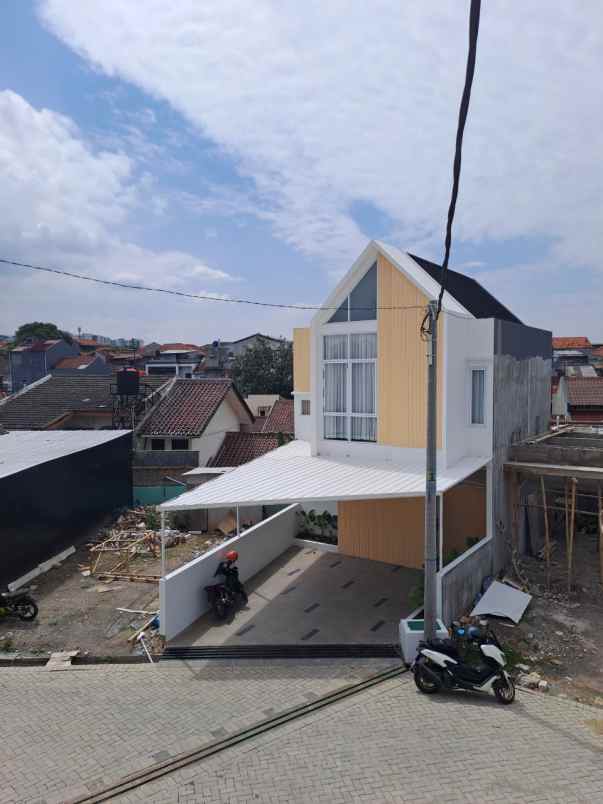 rumah cicendo kota bandung