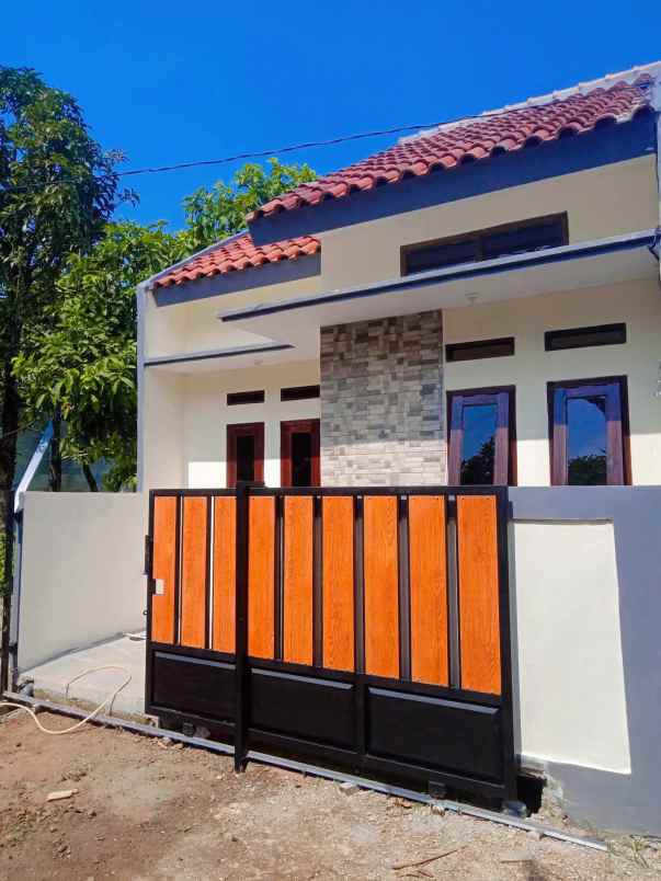 rumah citayam kp panjang rt 02 rw 06