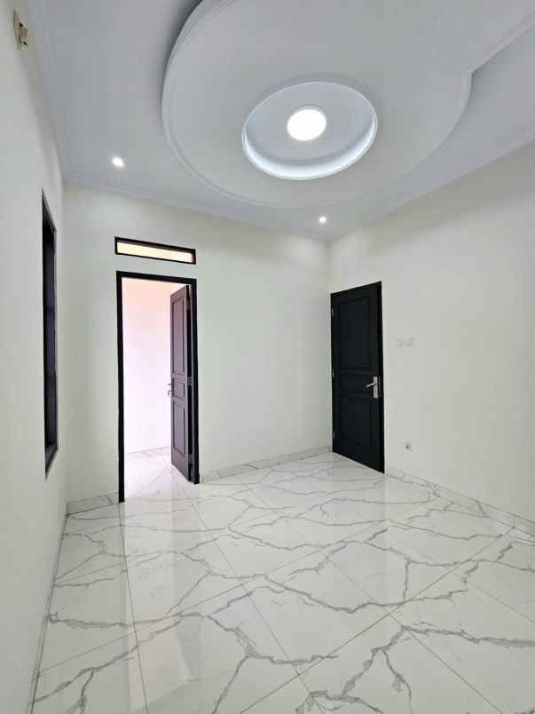 rumah cluster 3 kt strategis mampang depok