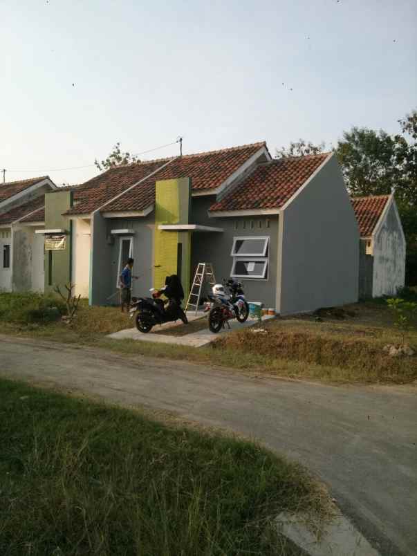 Rumah Minimalis Hook Dekat Kampus Undip Di Kota Semarang
