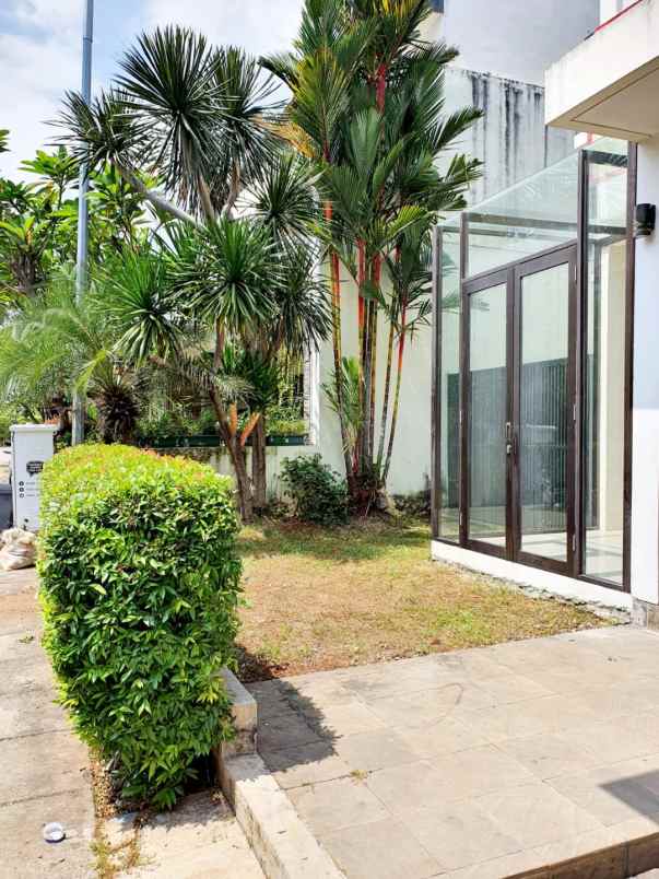 rumah cluster pulomas residence jakarta timur