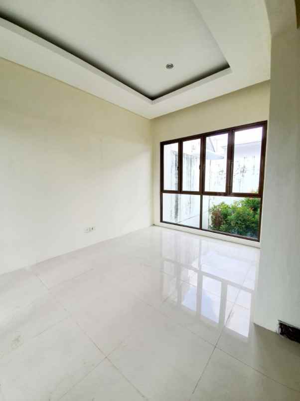 rumah cluster pulomas residence jakarta timur