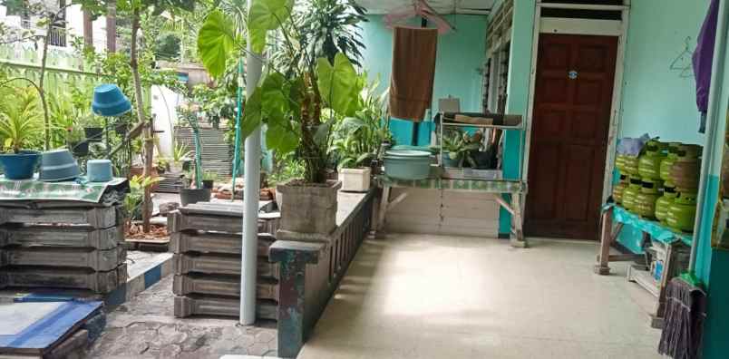 rumah di tenggilis mejoyo dekat kampus ubaya