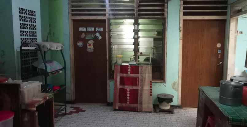 rumah di tenggilis mejoyo dekat kampus ubaya