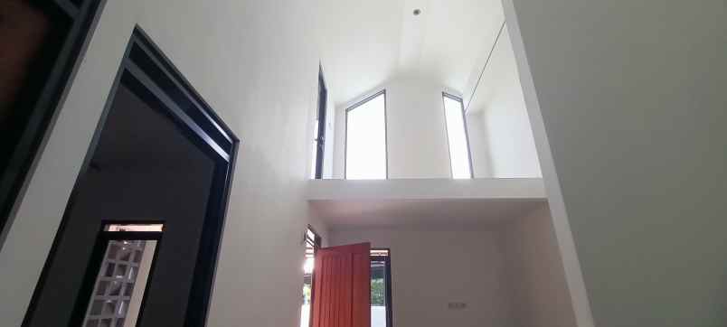 rumah dijual siap huni dekat stasiun krl dan tol