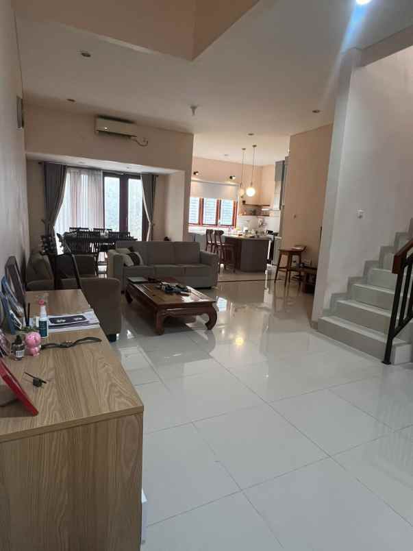 rumah disewakan di kebagusan