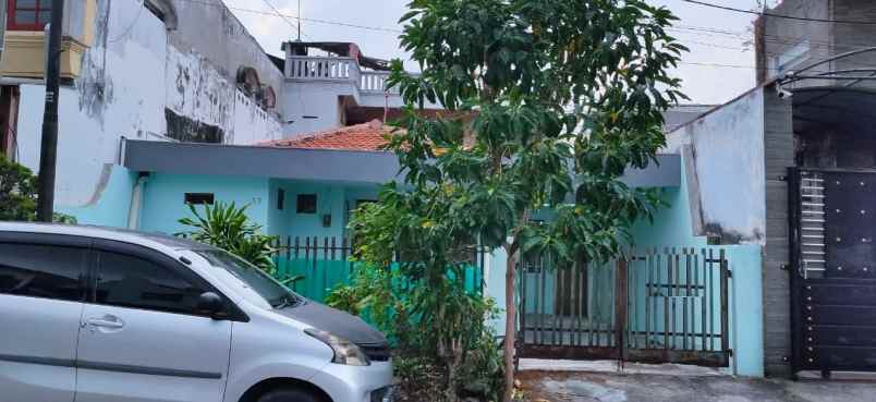 rumah disewakan dukuh kupang surabaya barat