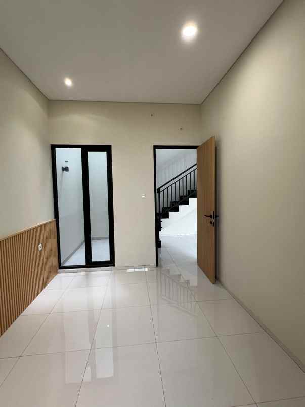 rumah gress 2 lantai jl golf arcamanik endah bandung