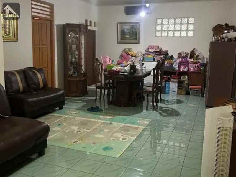 rumah induk kost di cipinang muara jakarta timur