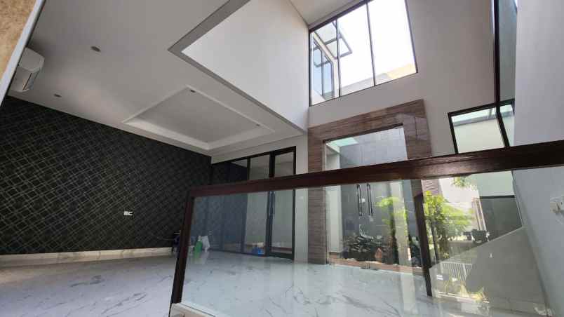 rumah istimewa baru gress kualitas premium