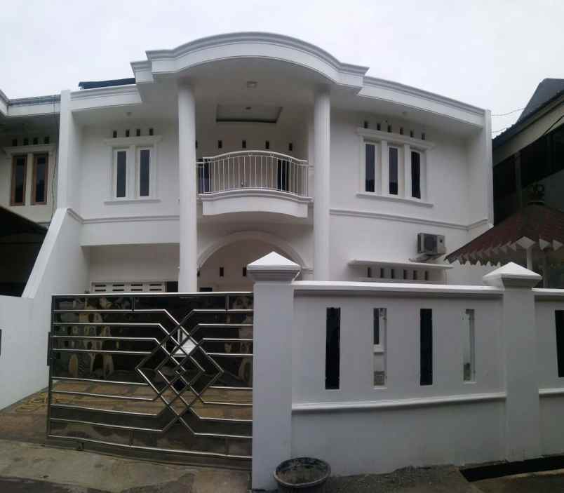 rumah jl joe jagakarsa