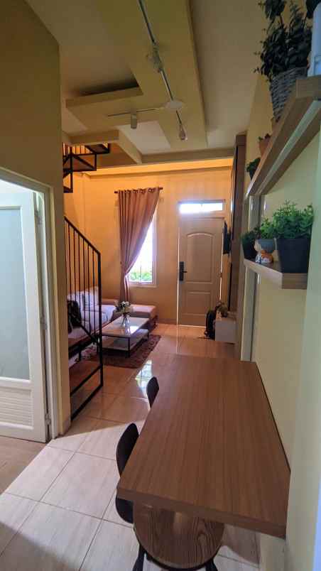 rumah komersil murah di pinggir tol